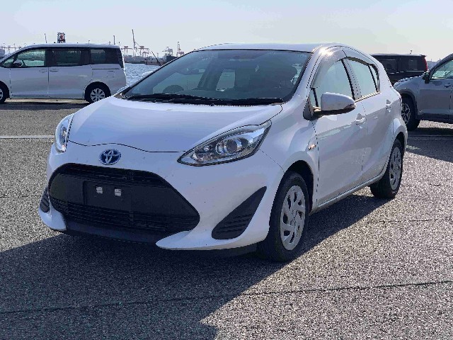 TOYOTA AQUA 2018 Image 29