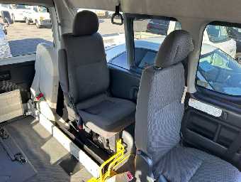 TOYOTA HIACE BUS 2017 Image 17