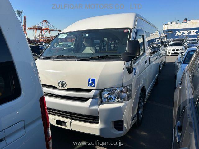 TOYOTA HIACE BUS 2017 Image 8