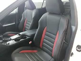 LEXUS IS 2022 Image 11