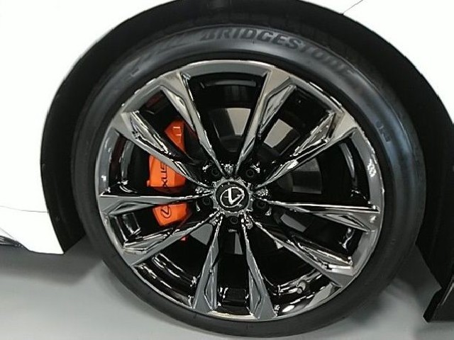 LEXUS IS 2022 Image 34