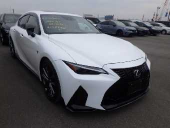 LEXUS IS 2022 Image 29