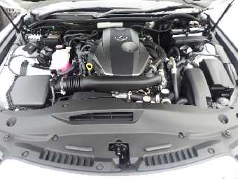 LEXUS IS 2022 Image 34