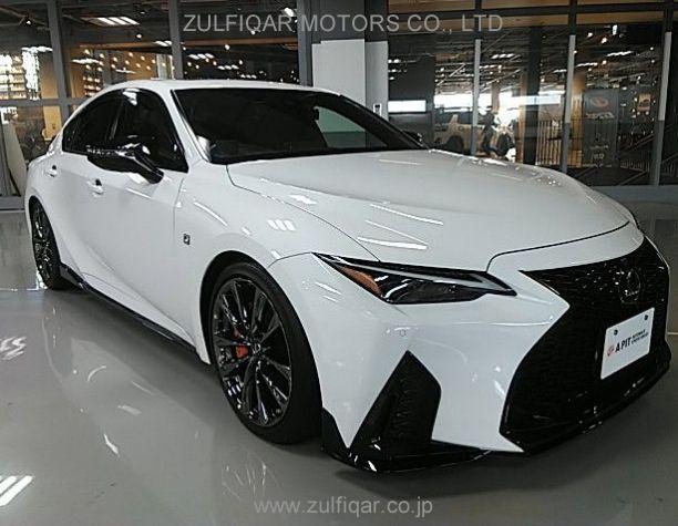 LEXUS IS 2022 Image 7