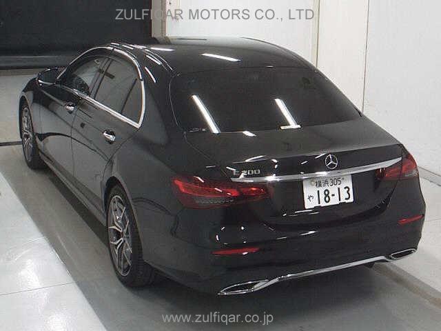 MERCEDES BENZ E CLASS 2021 Image 2