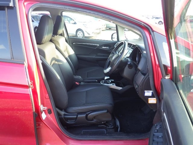 HONDA FIT HYBRID 2018 Image 23