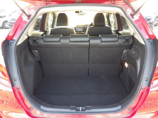 HONDA FIT HYBRID 2018 Image 26