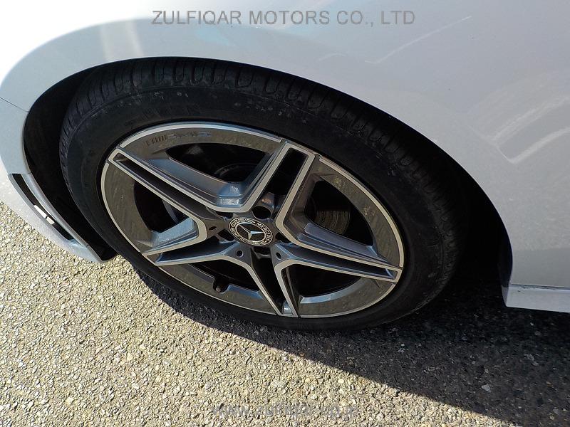 MERCEDES BENZ A CLASS 2020 Image 24