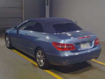 MERCEDES BENZ E CLASS 2010 Image 4