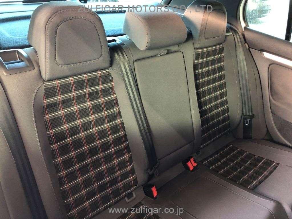 VOLKSWAGEN GOLF 2008 Image 7