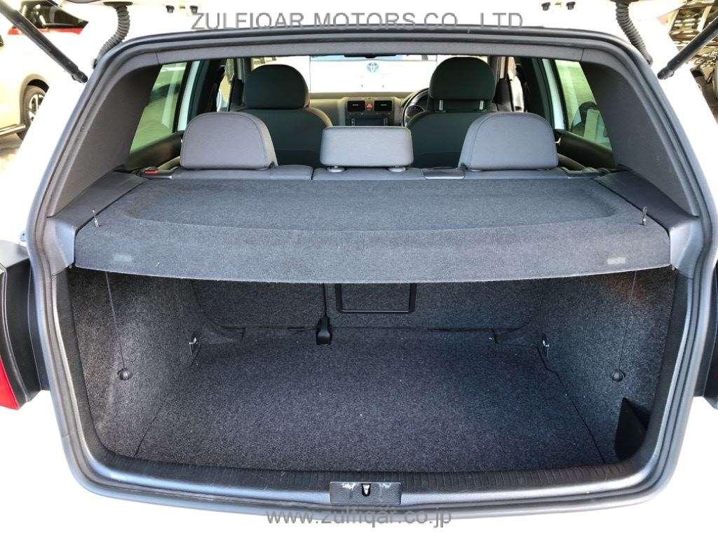 VOLKSWAGEN GOLF 2008 Image 8