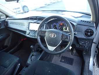 TOYOTA COROLLA AXIO 2018 Image 3