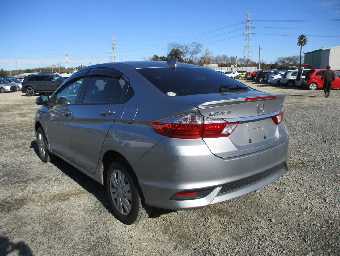 HONDA GRACE 2018 Image 2