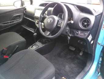 TOYOTA VITZ 2018 Image 3