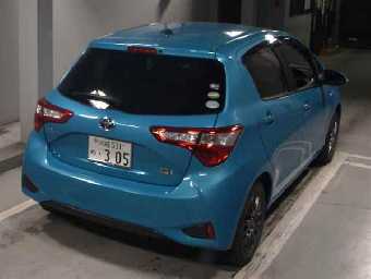 TOYOTA VITZ 2018 Image 5