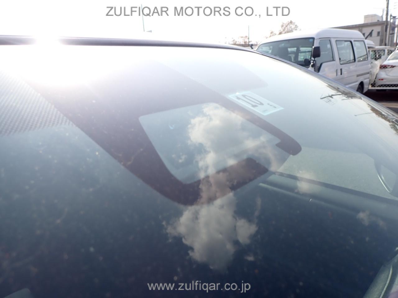 TOYOTA COROLLA AXIO 2018 Image 11