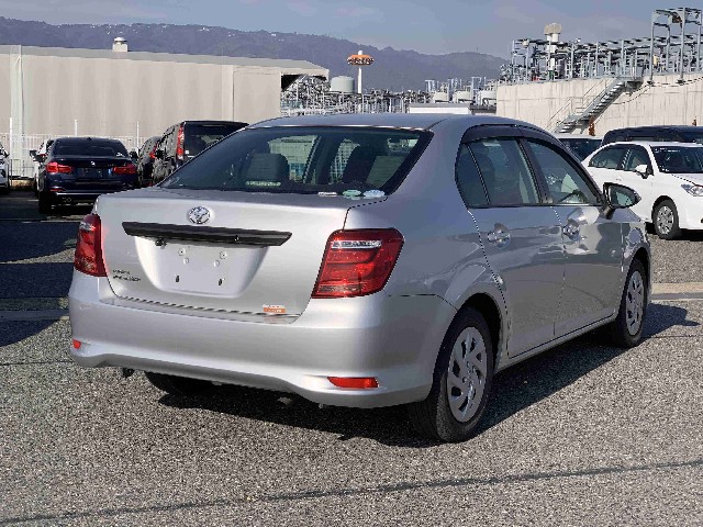TOYOTA COROLLA AXIO 2018 Image 25