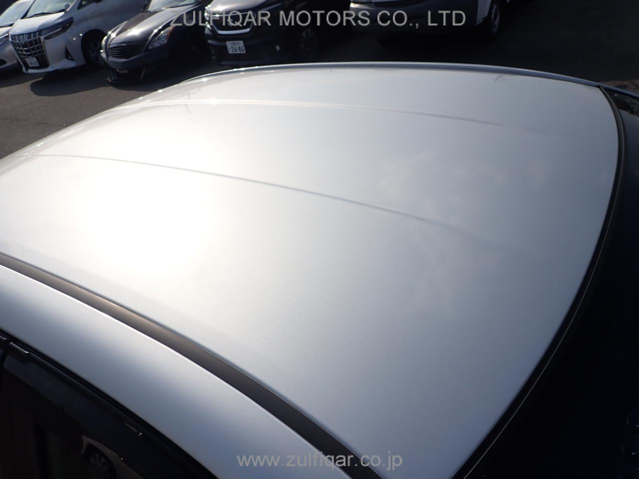 TOYOTA COROLLA AXIO 2018 Image 10