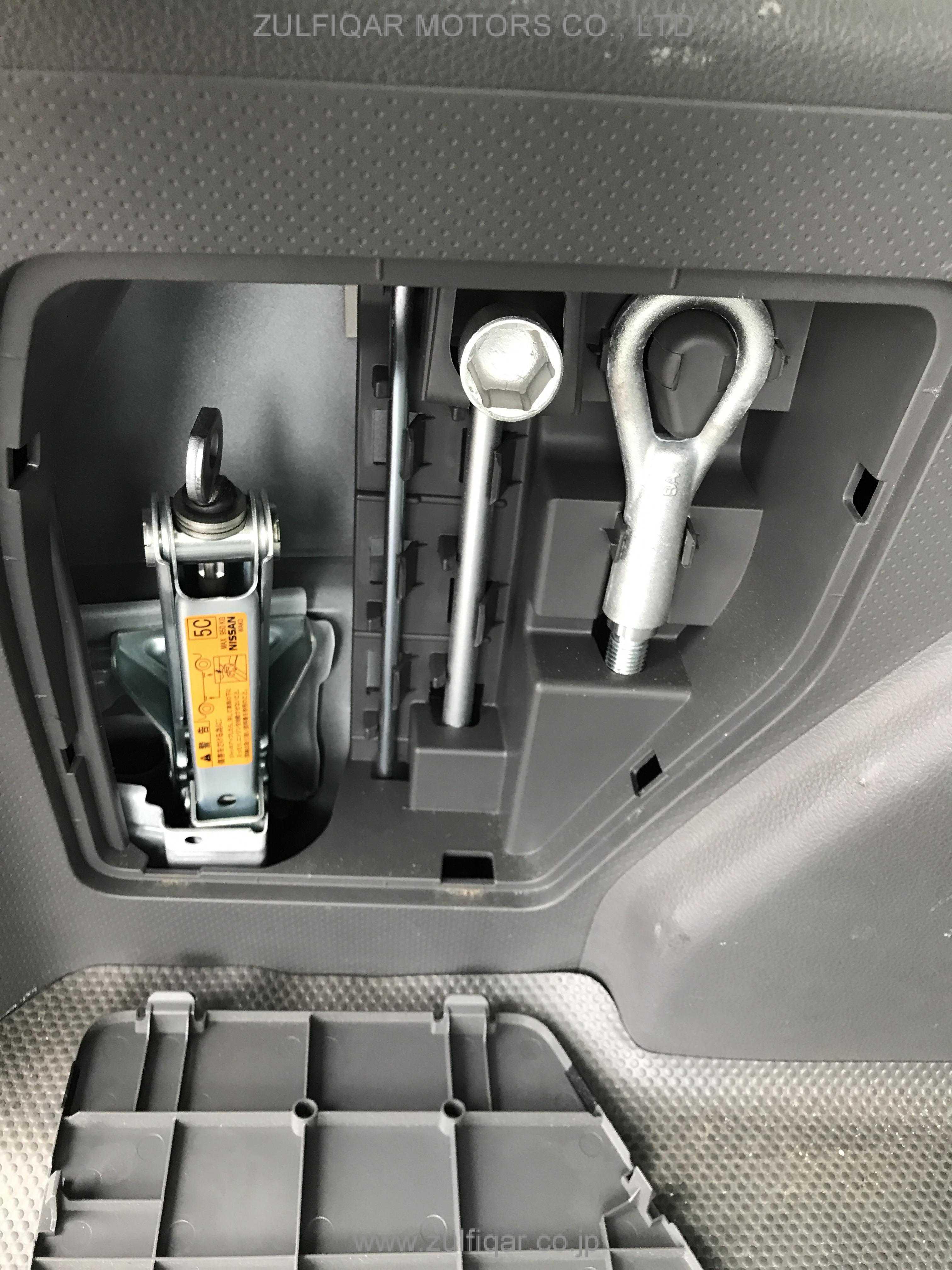 NISSAN NV150 AD 2018 Image 12