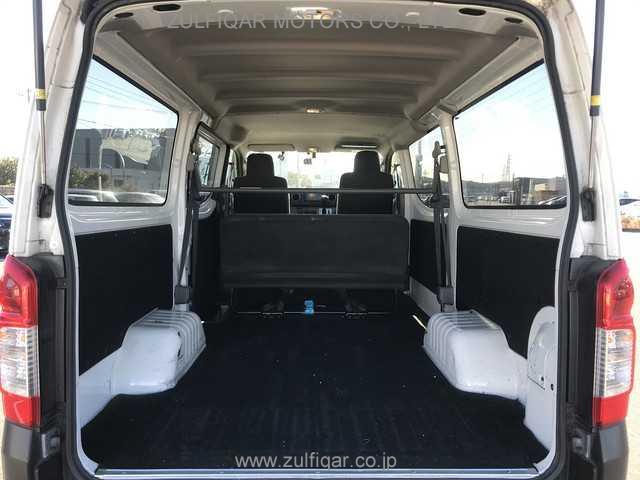 NISSAN NV350 CARAVAN 2018 Image 21