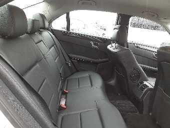 MERCEDES BENZ E CLASS 2010 Image 9