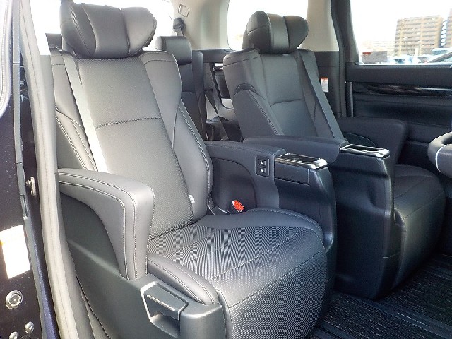 TOYOTA ALPHARD 2021 Image 23