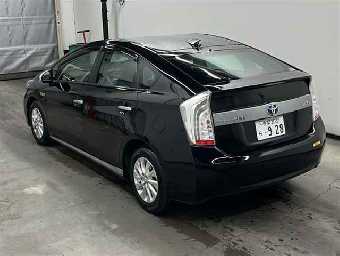 TOYOTA PRIUS PHV 2014 Image 2