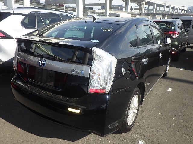 TOYOTA PRIUS PHV 2014 Image 19