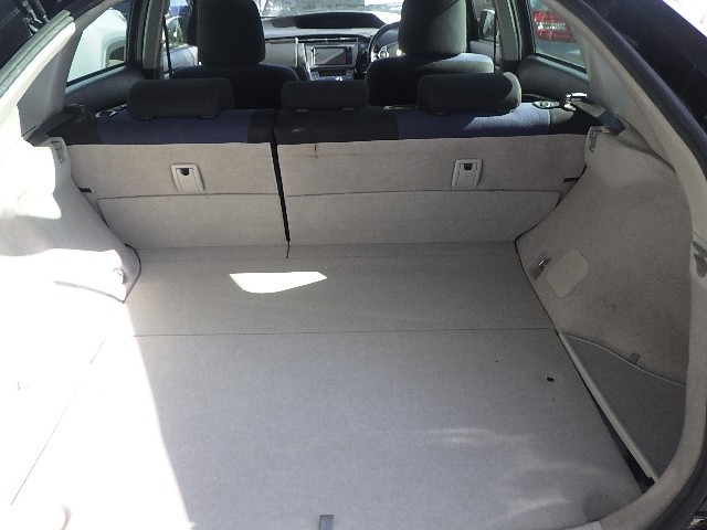 TOYOTA PRIUS PHV 2014 Image 22