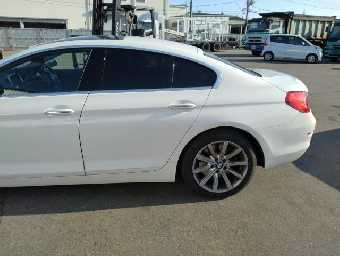 BMW 6 SERIES 2012 Image 17