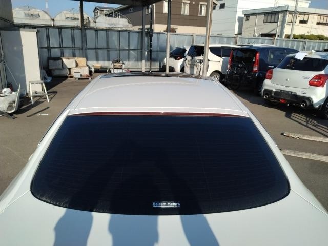 BMW 6 SERIES 2012 Image 28