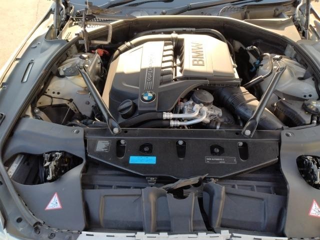 BMW 6 SERIES 2012 Image 31