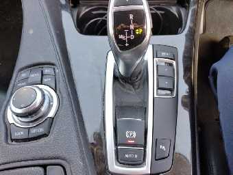 BMW 6 SERIES 2012 Image 30