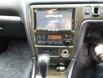 TOYOTA CHASER 2000 Image 9