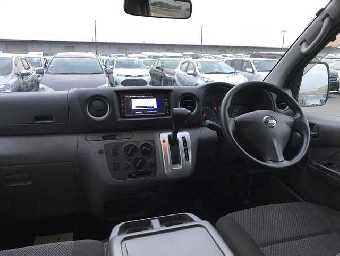NISSAN NV350 CARAVAN 2018 Image 5