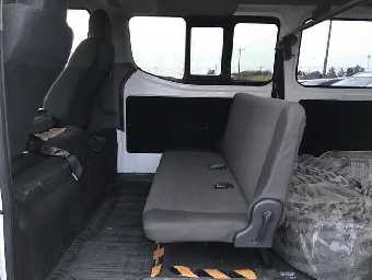 NISSAN NV350 CARAVAN 2018 Image 7