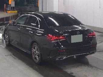 MERCEDES BENZ A CLASS 2021 Image 2