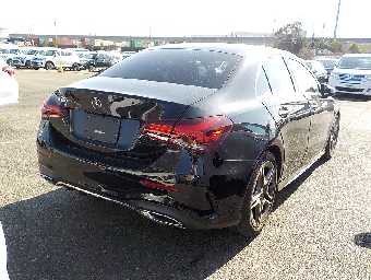 MERCEDES BENZ A CLASS 2021 Image 18