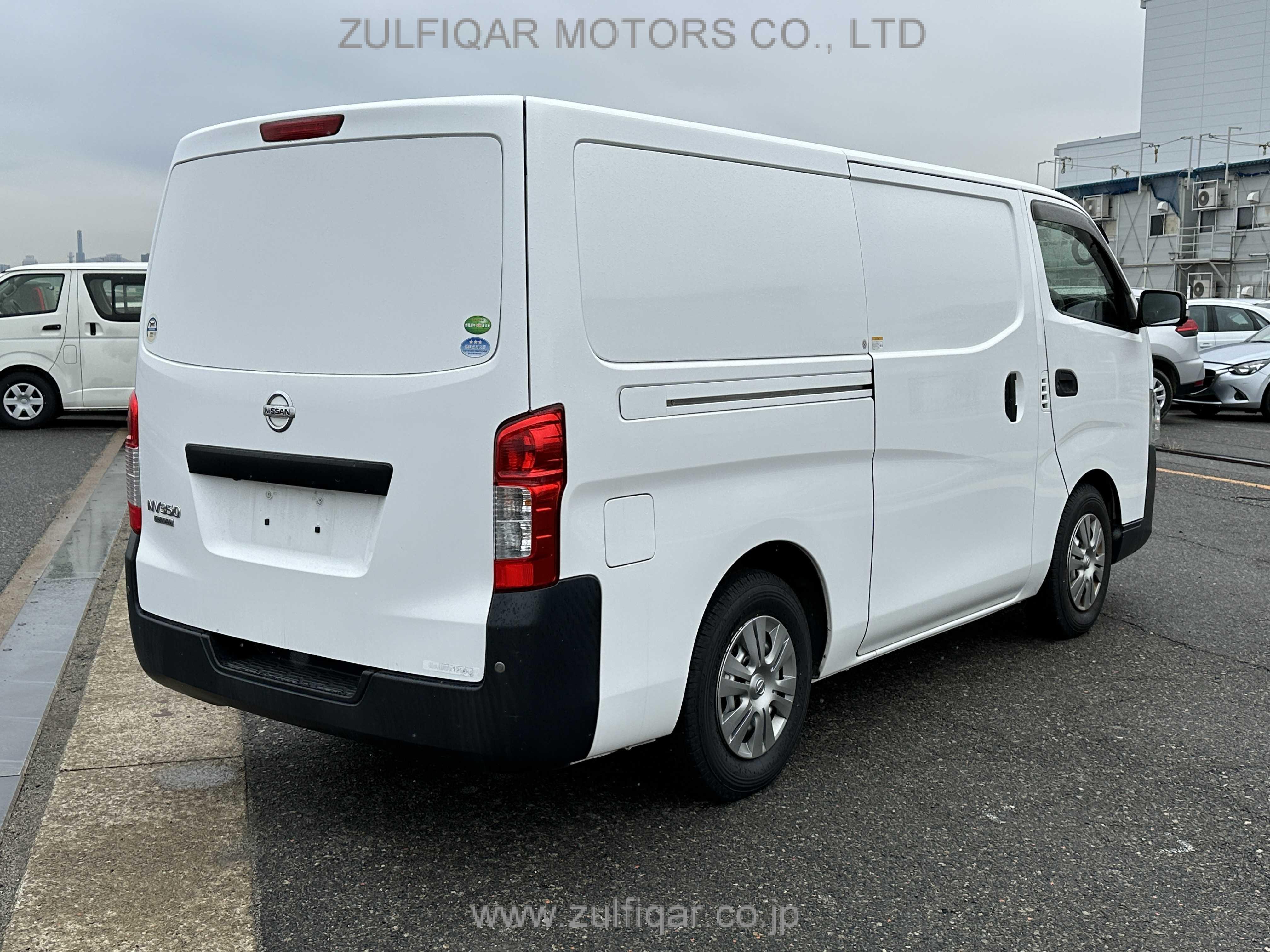 NISSAN NV350 CARAVAN 2018 Image 3