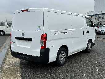 NISSAN NV350 CARAVAN 2018 Image 3