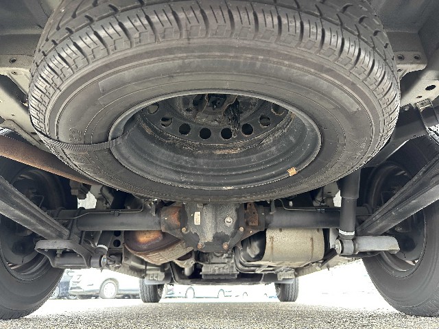 NISSAN NV350 CARAVAN 2018 Image 22