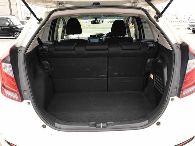 HONDA FIT HYBRID 2018 Image 23