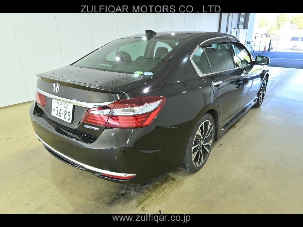 HONDA ACCORD HYBRID 2018 Image 2