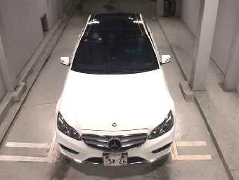 MERCEDES BENZ E CLASS 2014 Image 6