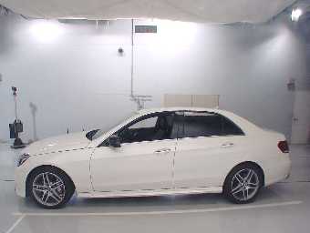 MERCEDES BENZ E CLASS 2014 Image 4