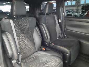 TOYOTA ALPHARD 2021 Image 9