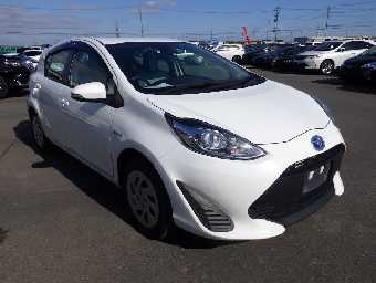 TOYOTA AQUA 2019 Image 1