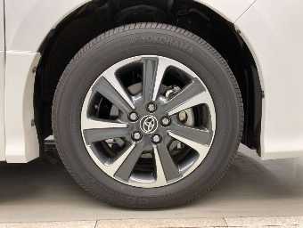 TOYOTA VOXY 2021 Image 11