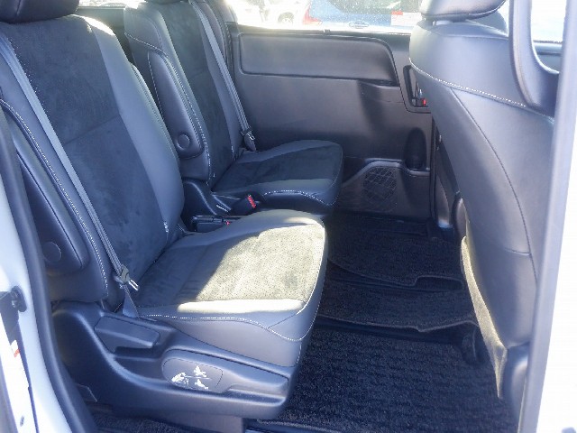 TOYOTA VOXY 2021 Image 25