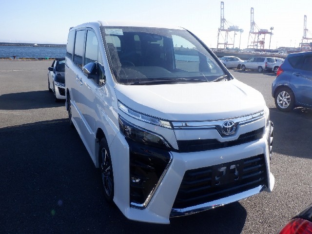 TOYOTA VOXY 2021 Image 28